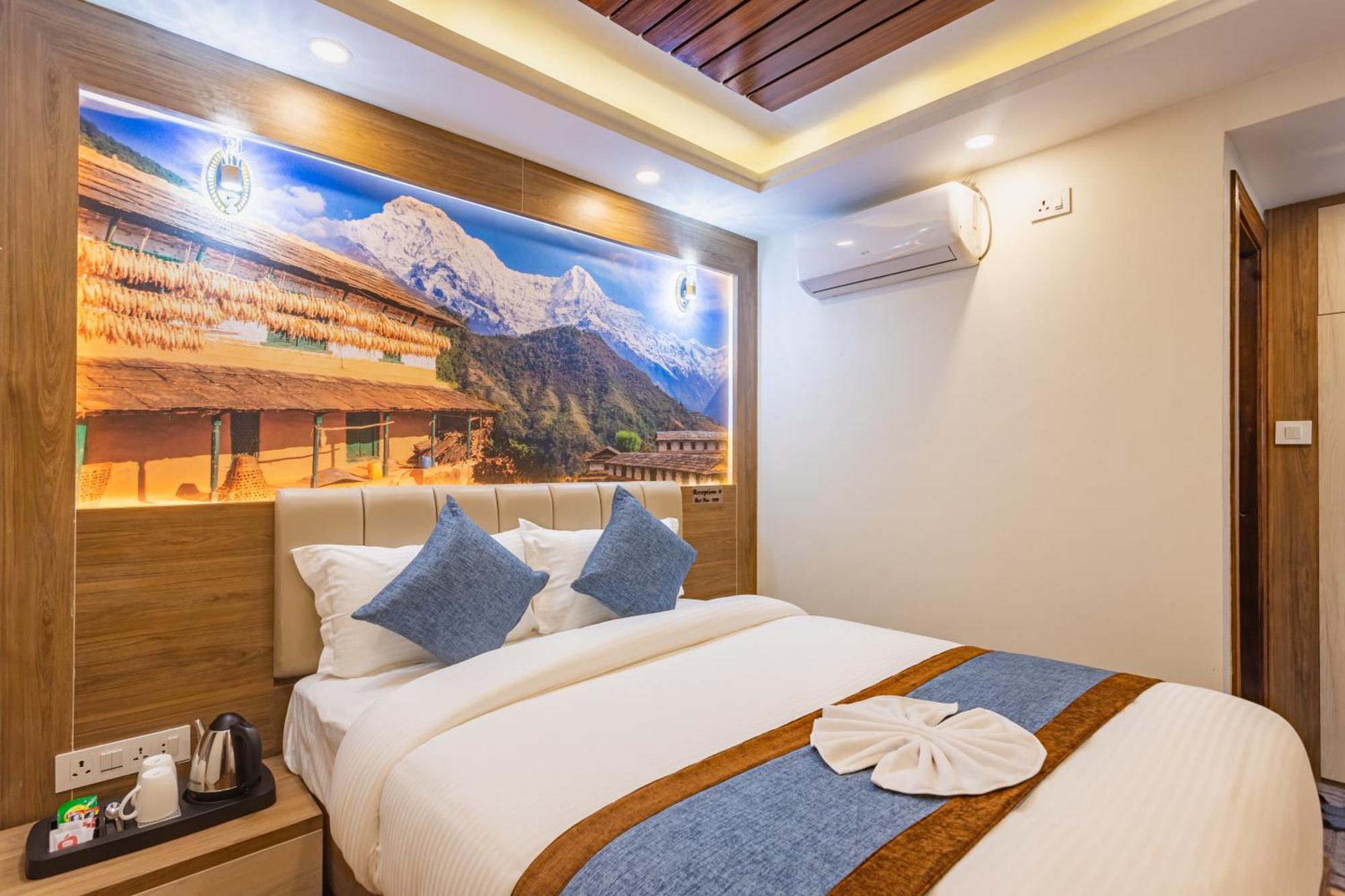 Airport Diana Hotel Катманду Екстер'єр фото