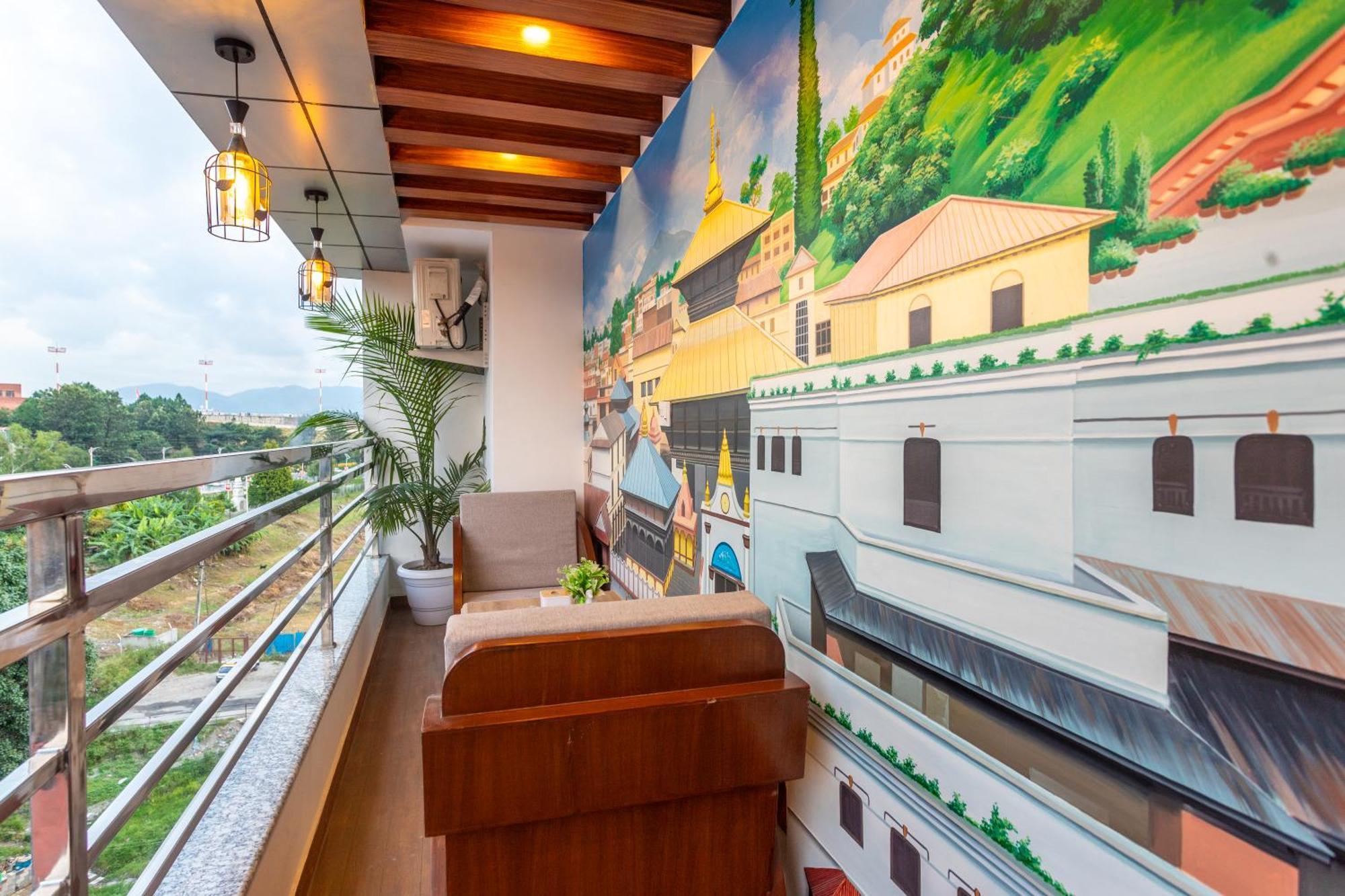 Airport Diana Hotel Катманду Екстер'єр фото