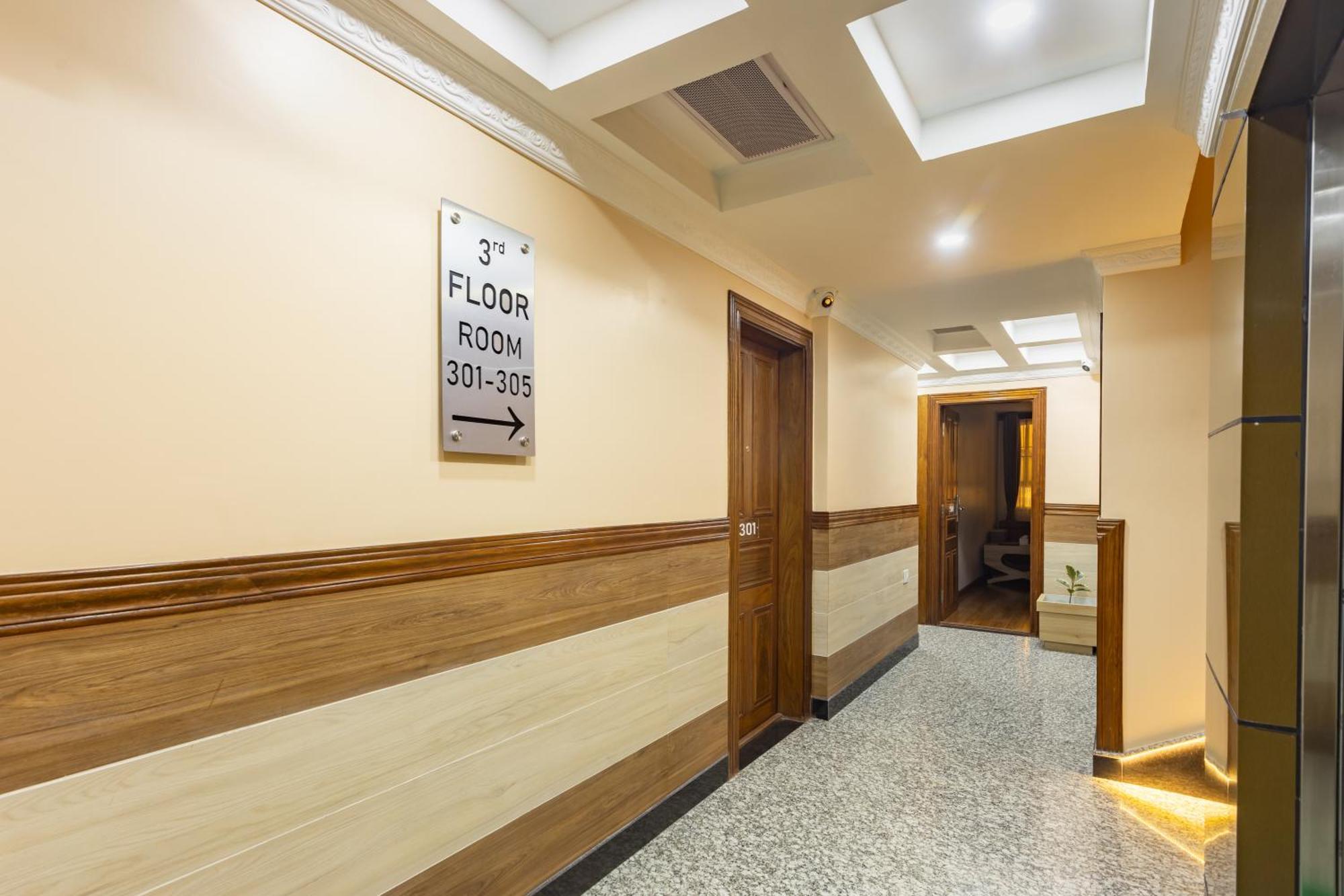 Airport Diana Hotel Катманду Екстер'єр фото