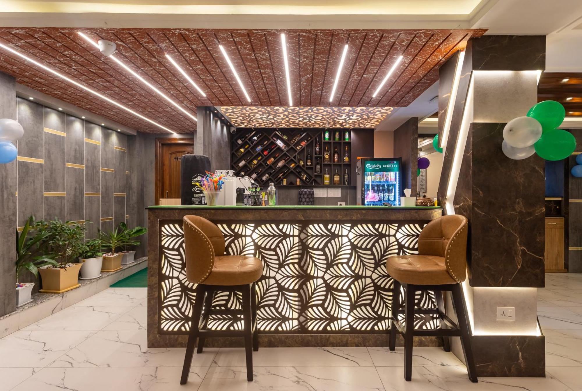 Airport Diana Hotel Катманду Екстер'єр фото