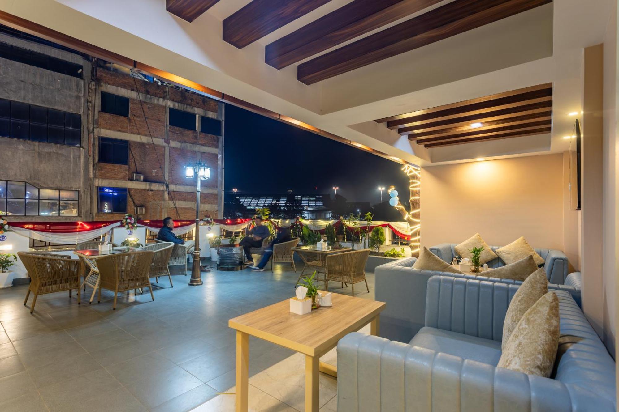 Airport Diana Hotel Катманду Екстер'єр фото